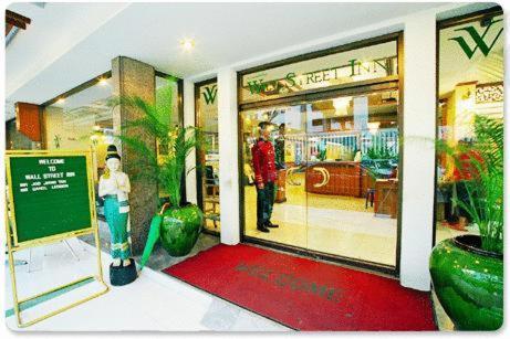 Wall Street Inn, Bangkok Esterno foto