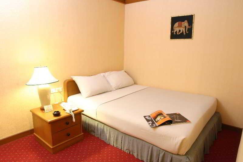Wall Street Inn, Bangkok Esterno foto