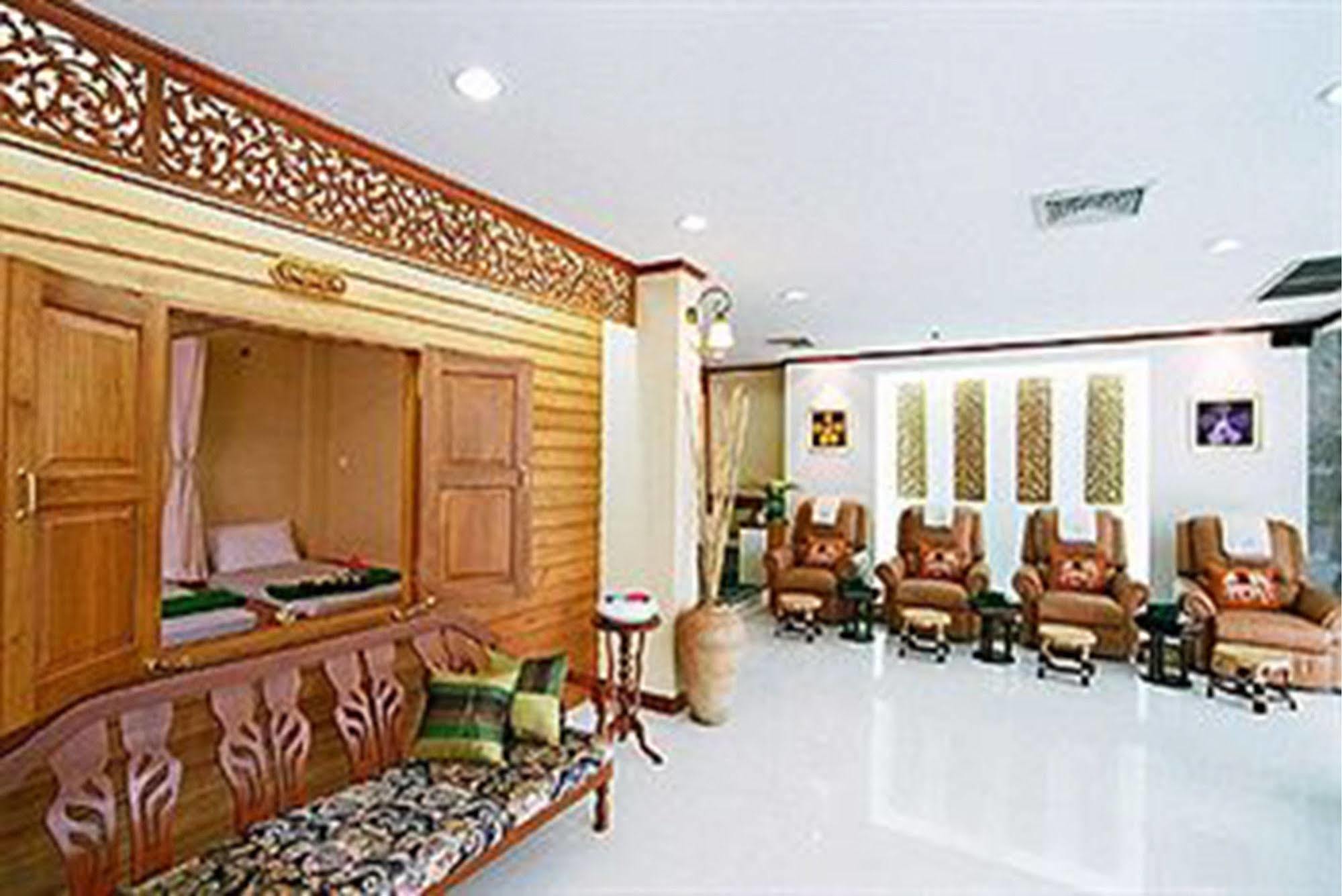 Wall Street Inn, Bangkok Esterno foto