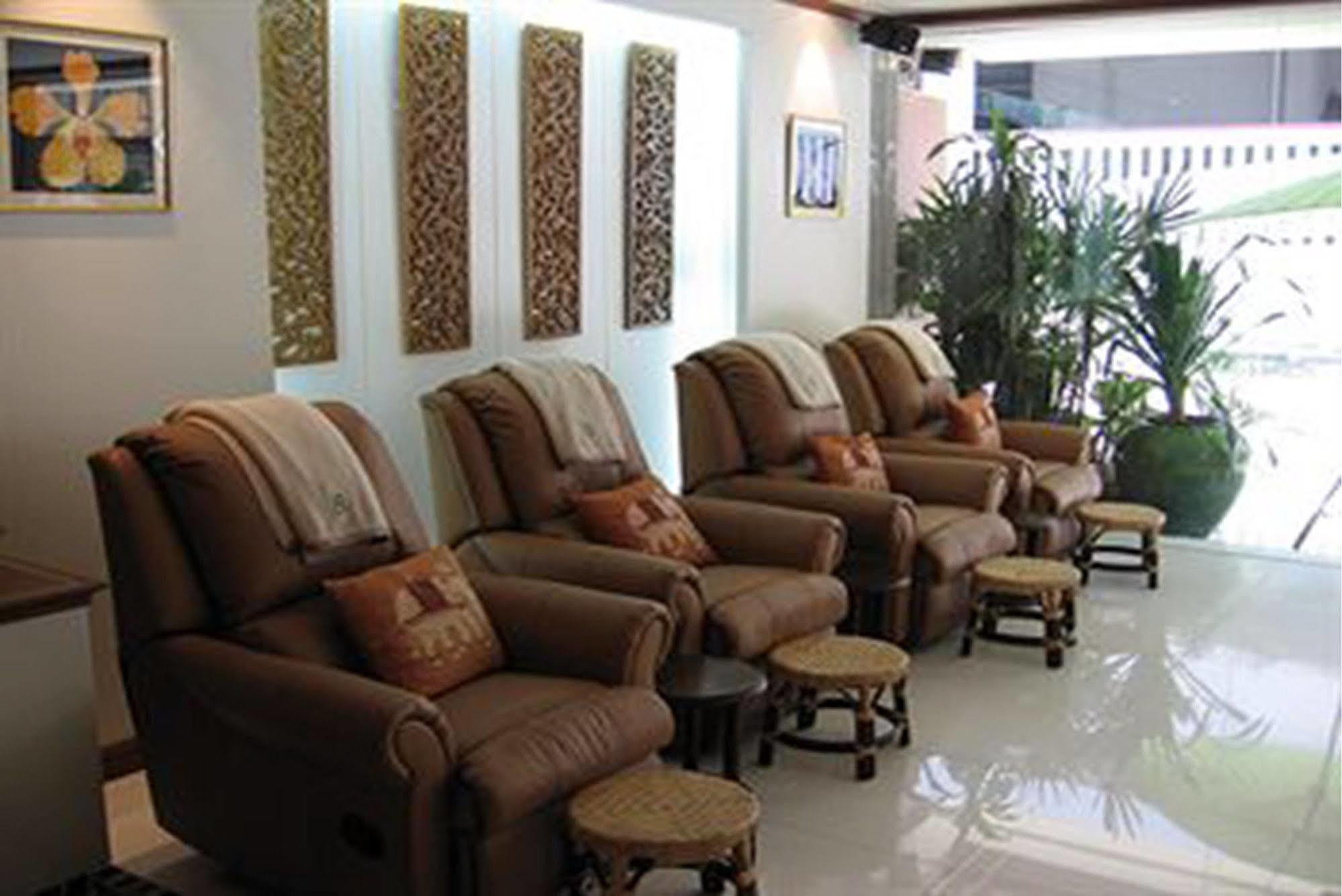 Wall Street Inn, Bangkok Esterno foto