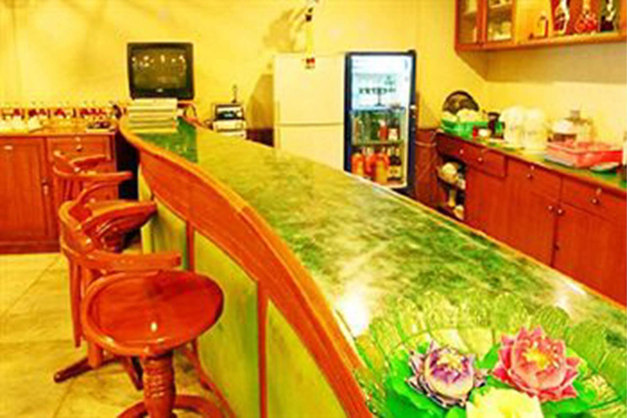 Wall Street Inn, Bangkok Esterno foto