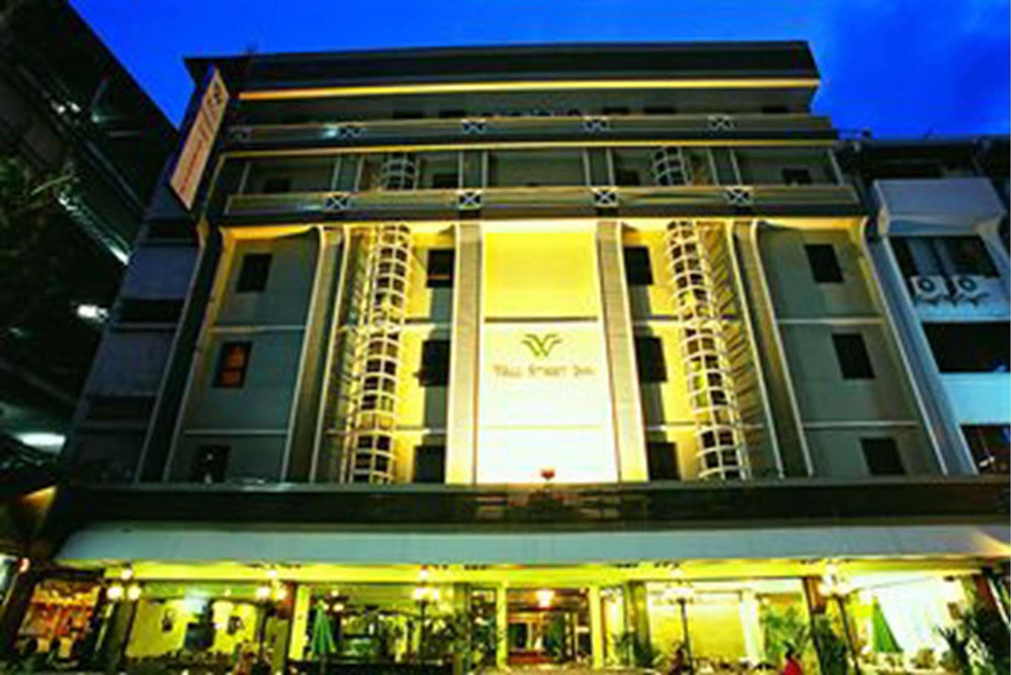Wall Street Inn, Bangkok Esterno foto