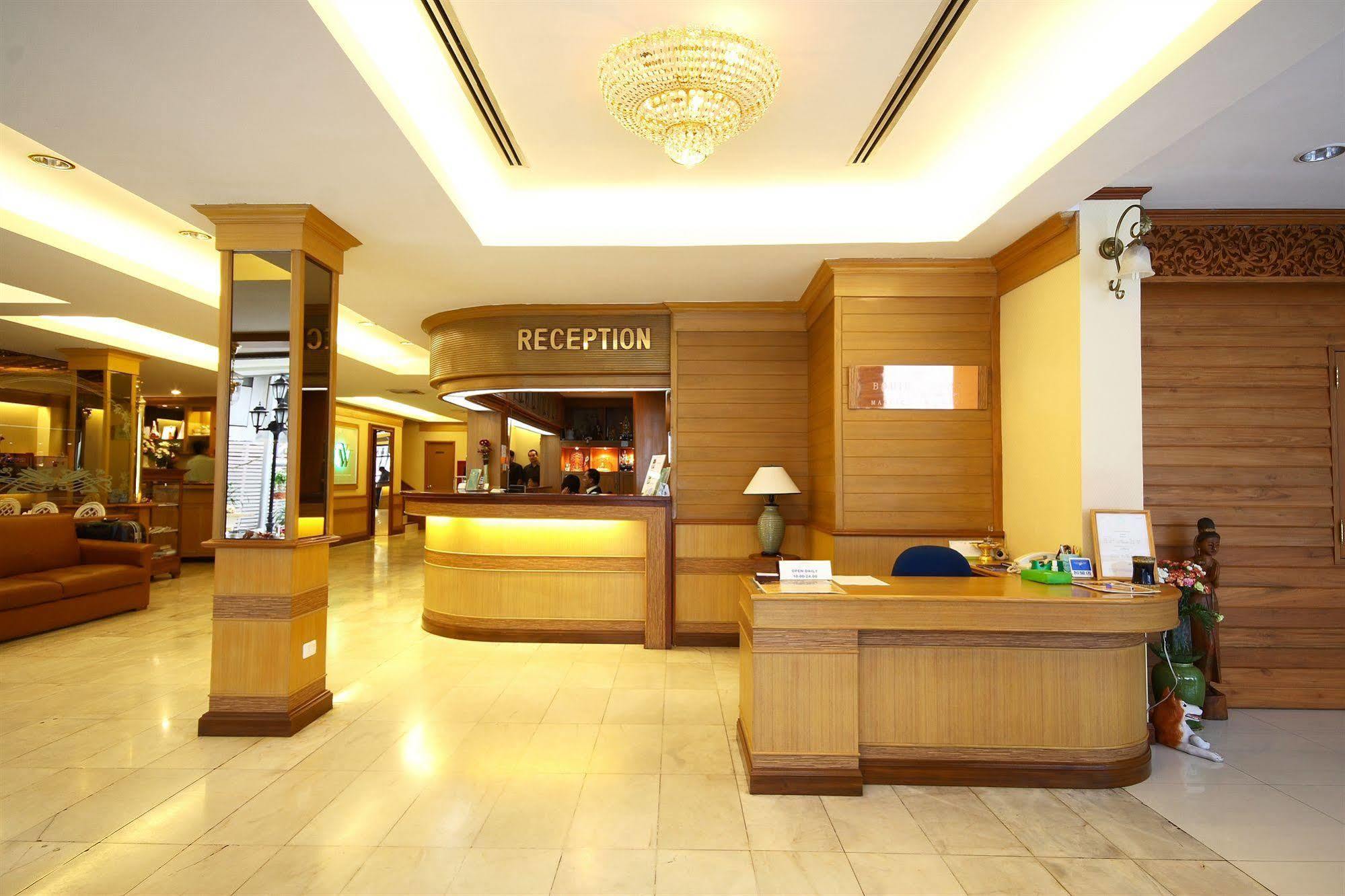 Wall Street Inn, Bangkok Esterno foto